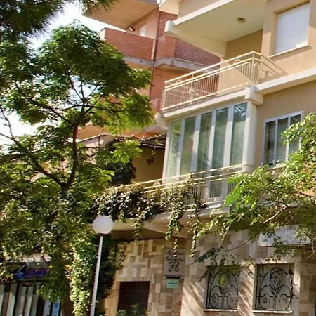Functional In The Center Of By The Sea Apartment *